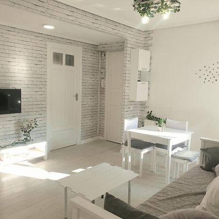 Apartamento Eguzkilore. Logroño Kültér fotó