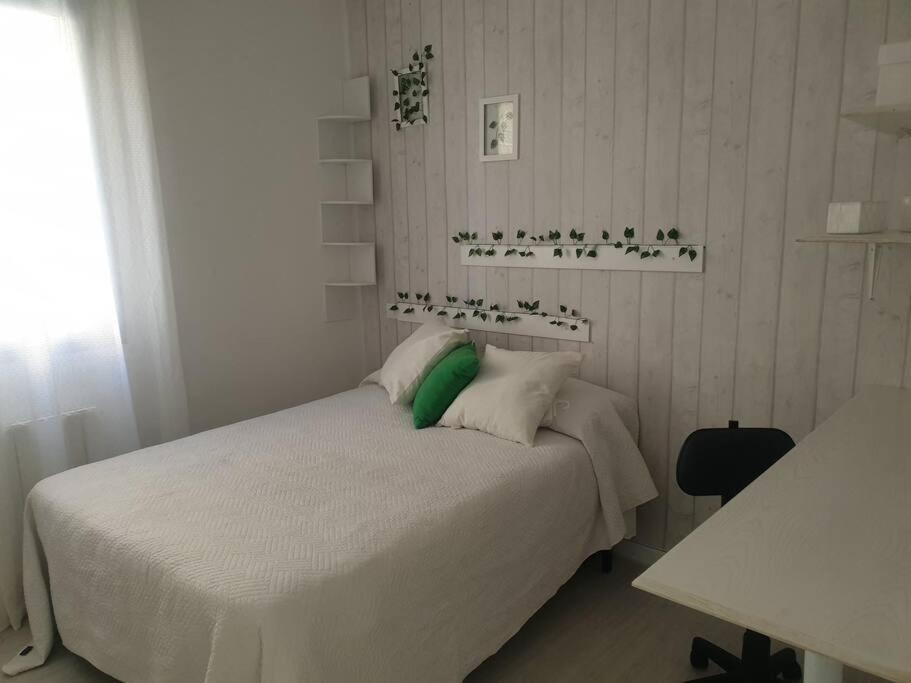 Apartamento Eguzkilore. Logroño Kültér fotó