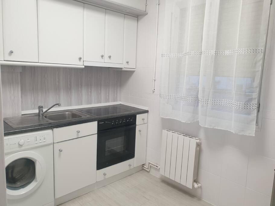 Apartamento Eguzkilore. Logroño Kültér fotó