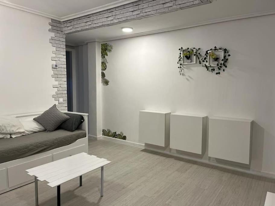 Apartamento Eguzkilore. Logroño Kültér fotó